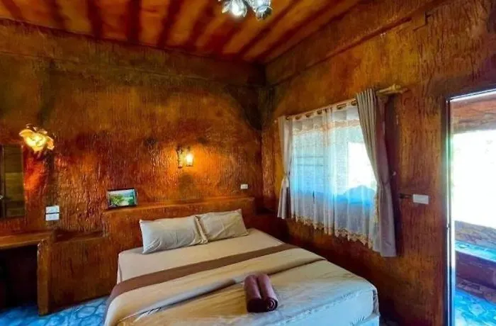 Timberland And Fruit Resort 3*
